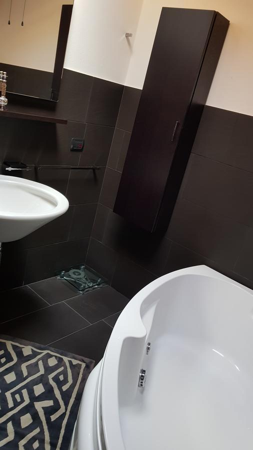 B&B Benessere La Casa Nera Breno Zewnętrze zdjęcie